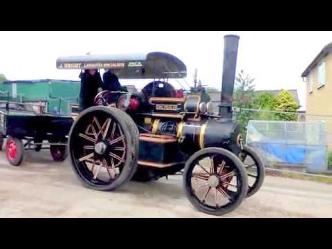 John Fowler Traction Engine 'Earl Douglas' heading to Otley Carnival 2011