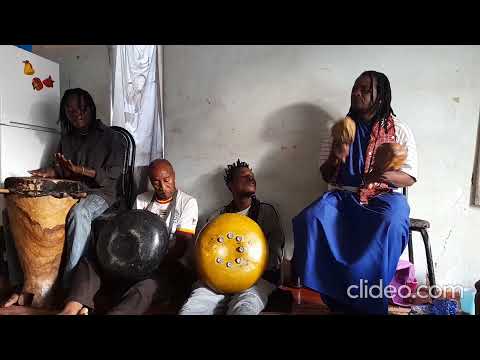 Ngoma Kurira Mbira Group - Nherera