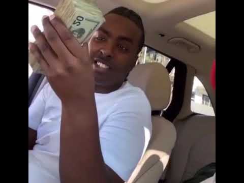 Buckfiddy - 50K in cash money phone flexing in the states