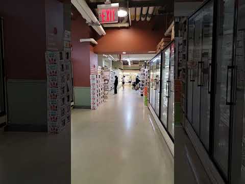 , title : '9/6/22 True New York City Life Manhattan Upper East Side Whole Foods Shopping Part 1'