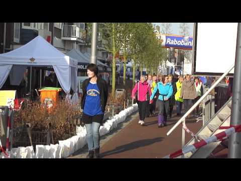 Tricht MB1 loopt mee met de " samenloop voor hoop 2012"