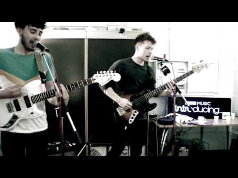FICK AS FIEVES - MUTUAL AGREEMENT LIVE FOR BBC INTRODUCING