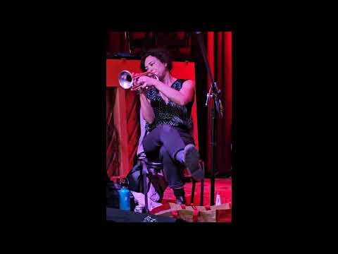 Shaye Cohn Workout Video