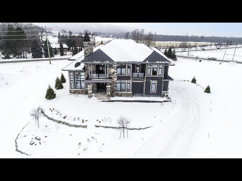 9 Windrose Valley Boulevard Collingwood