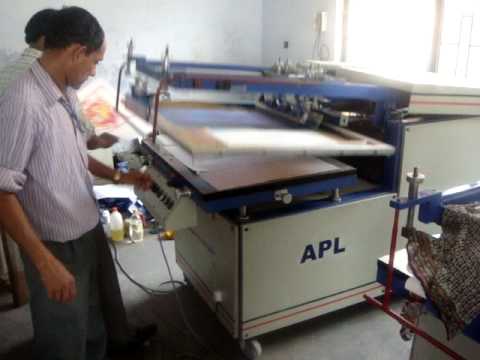 How to Print on Flat Screen Printing Machines
