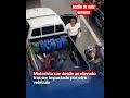 🔴😱motorista cae de elevado y termina encima de una camioneta Dios está con el #acciondecalleextremo
