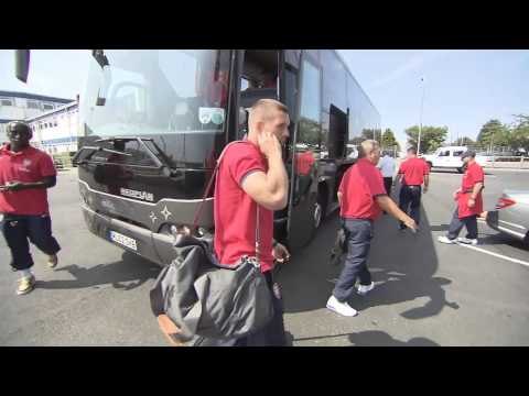 Arsenal squad head to Jakarta