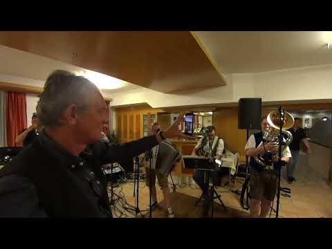 Hockey Polka - Tatort Quintett