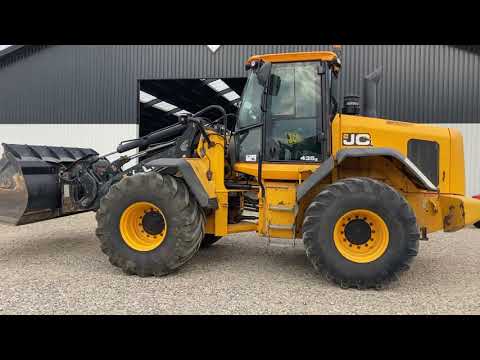 Video: JCB 435 S articulated wheel loader with loading bucket 1
