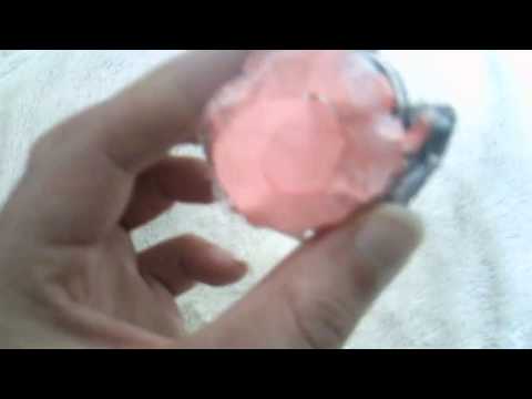 SHOWING RETRACTABLE SHIELD AGAIN! GOOD SHOT OF EXPANDING!