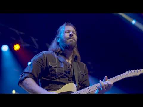 Revisiting Creedence : A Celebration of Creedence Clearwater Revival