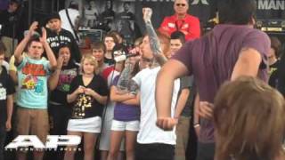 AP@Warped09: Gallows - In The Belly Of A Shark (live in Milwaukee)