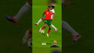 Passes perfeitos no futebol 🤯🤯 #futebol