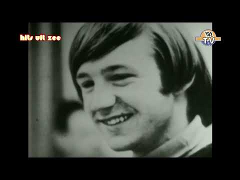 The Monkees - A Little Bit Me, A Little Bit You  (1967)