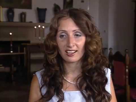 Uberguide - Season 1 - Episode 2 - Lavish Castle Hotels