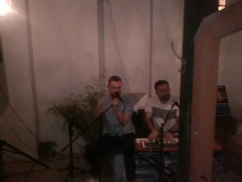 Dvorišta Radićeva 54 koncert Matija Cvek 18.7.2017