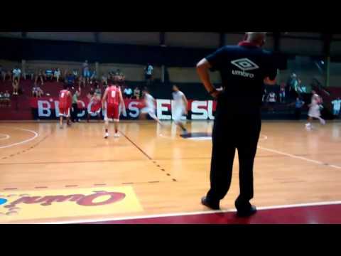 Cierre del juego entre Colón de Santa Fe y Firmat Football Club.