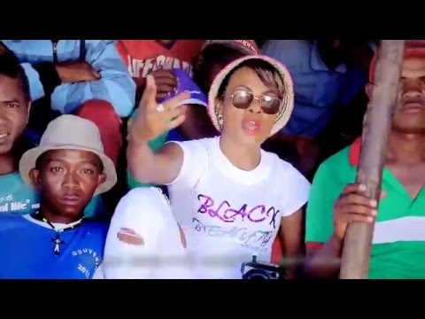 Black Nadia: Je m'en fous [Nouveauté Gasy 2016]