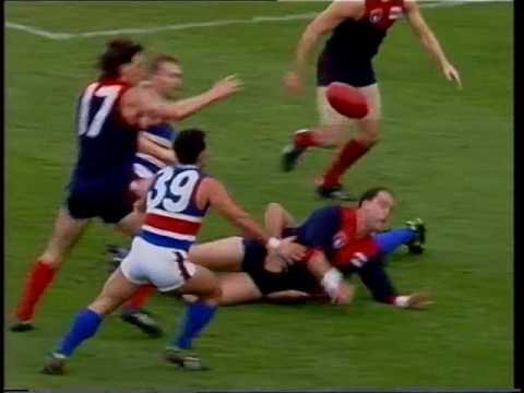 FNWB.com.au - 1991: Round 8, Melbourne v Footscray HSV 7, Q3