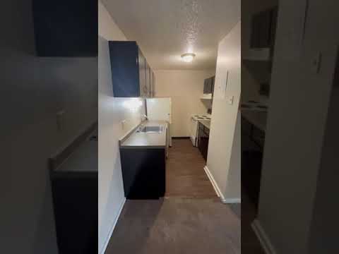 Arbors of Grandview Standard Dogwood