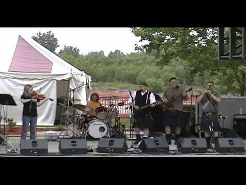 The Road - Mother Grove - 2009 Kansas City Scottish Highland Games