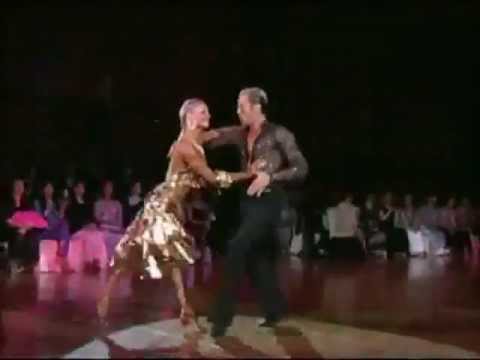 WSSDF 2009 - Riccardo Cocchi & Yulia Zagoruychenko - Samba