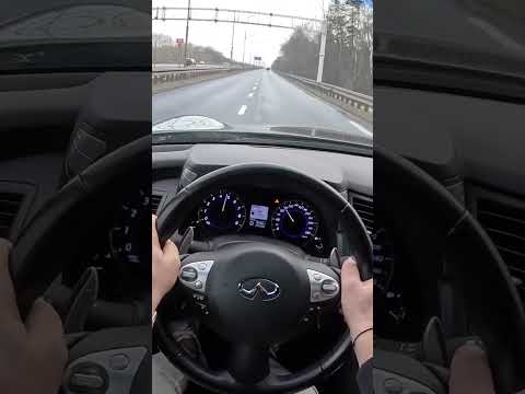 Infiniti QX70 5.0 V8 390HP Acceleration