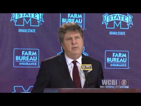 Mike Leach Talking About Ole Miss' Old Visitor's Locker Room At His Intro Presser Is Great