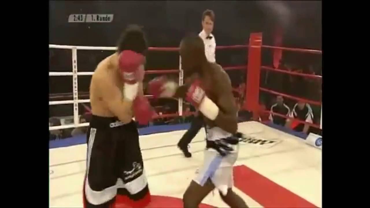 Gennady Golovkin (9-0) vs Tshepo Mashego (15-8) - 29 Feb 2008 - Full Fight