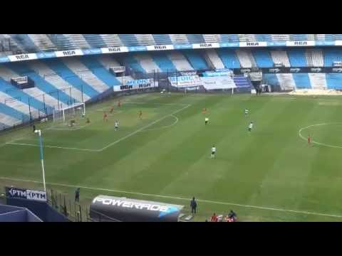 Gol de Araujo en el amistoso contra Arsenal