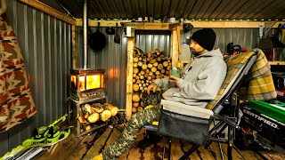 Off Grid Living Building a Fire Wood Shelter