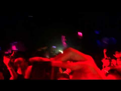 John o Callaghan playing Sean tyas da doo da @ amnesia Ibiza