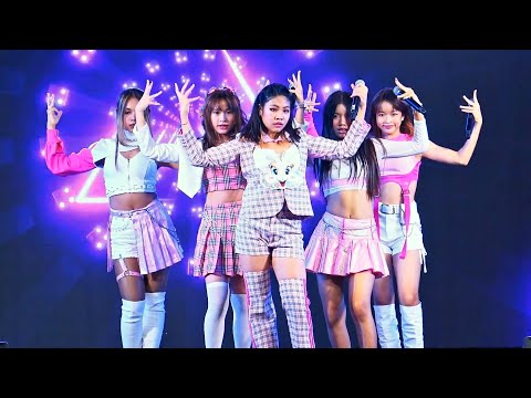 "LOCO (ITZY)" by "Estella" @ "Idol in Wonderland " :Idol Exchange MBK Center