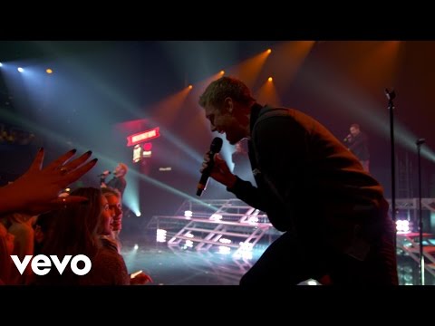Backstreet Boys - Larger Than Life (Live on the Honda Stage at iHeartRadio Theater LA)