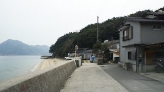 preview picture of video '折古の浜（因島） Narrow road in Orikonohama'
