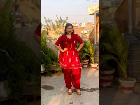 Alicia Tere na viahi gidda dance