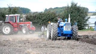 preview picture of video 'County 1124 & IH 1056XL at Diseworth'