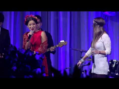 Denise Rosenthal canta la canción de Matriarcas
