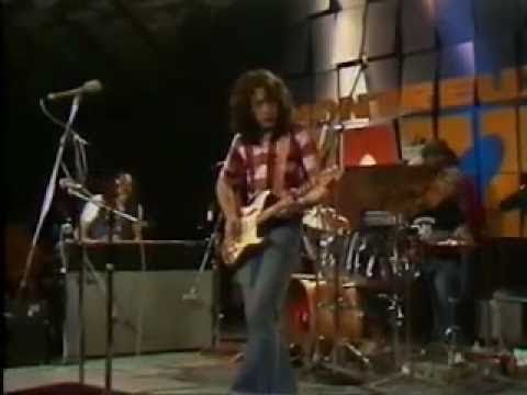 "Laundromat", Rory Gallagher performs live at Montreux (1975)