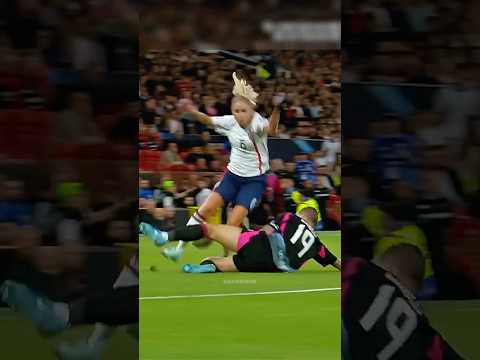 Prime Bonucci TACKLE on Steph Houghton 🤯⚽️