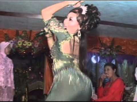 Digoyang Ikif Khawasima - Isabella - Dangdut Koplo BLS