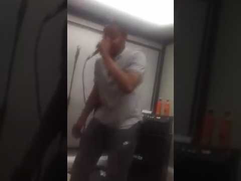 Mc Amense Mc Oakzy b studio sesh