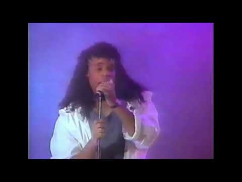 The Real Milli Vanilli - Blame It On The Rain [Live in Festival Acapulco, Mexico 1991]