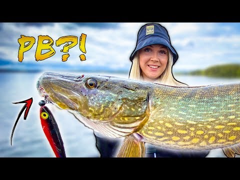 PIKE FISHING: Sara Catch New Personal Best (BIG PIKE) | Team Galant