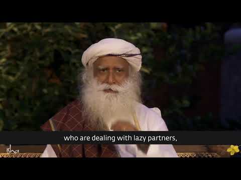 HOW TO DEAL WITH LAZY HUSBANDS | A UNIQUE AND WONDERFUL ANSWER FROM SADHGURU |