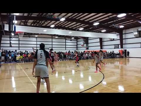 Texas Flight Elite vs SA Hoops Elite 2023 - clip 2 (5/26/19)