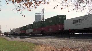 preview picture of video 'Edgerton Ohio, Norfolk Southern Trains'