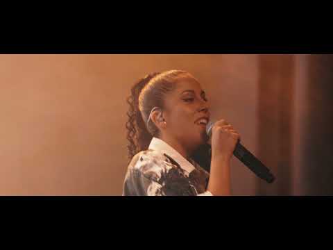 "O mundo há de ser mais" ao vivo no Capitolio com Sara Correia