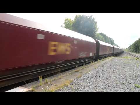 DB class 66112 with loaded HTA wagons