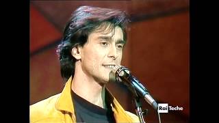 Nino Buonocore - Nino in copertina (live a doc marzo 1988 - video rarissimo)